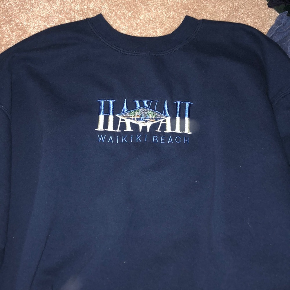 oversized Hawaii crew neck sweater!